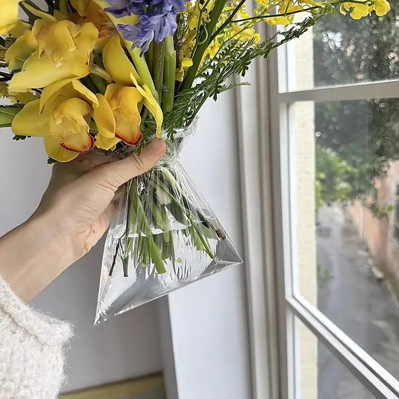water retainer bag for bouquet