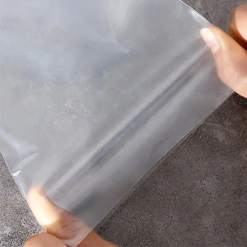 piping bags with burst-resistant seam